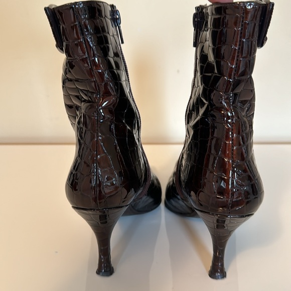 Stuart Weitzman brown mic croc booties - Picture 3 of 9